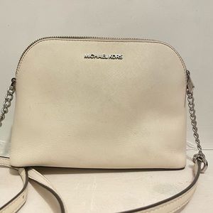 Micheal Kors crossbody
